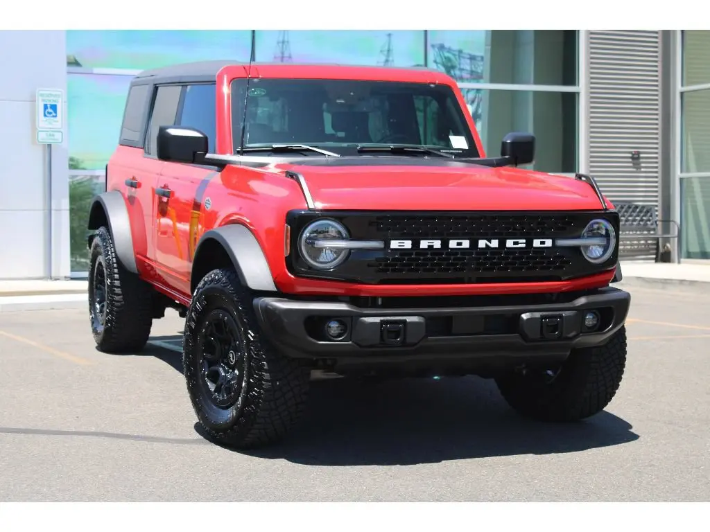 2023 Ford Bronco Wildtrak 4WD photo 3