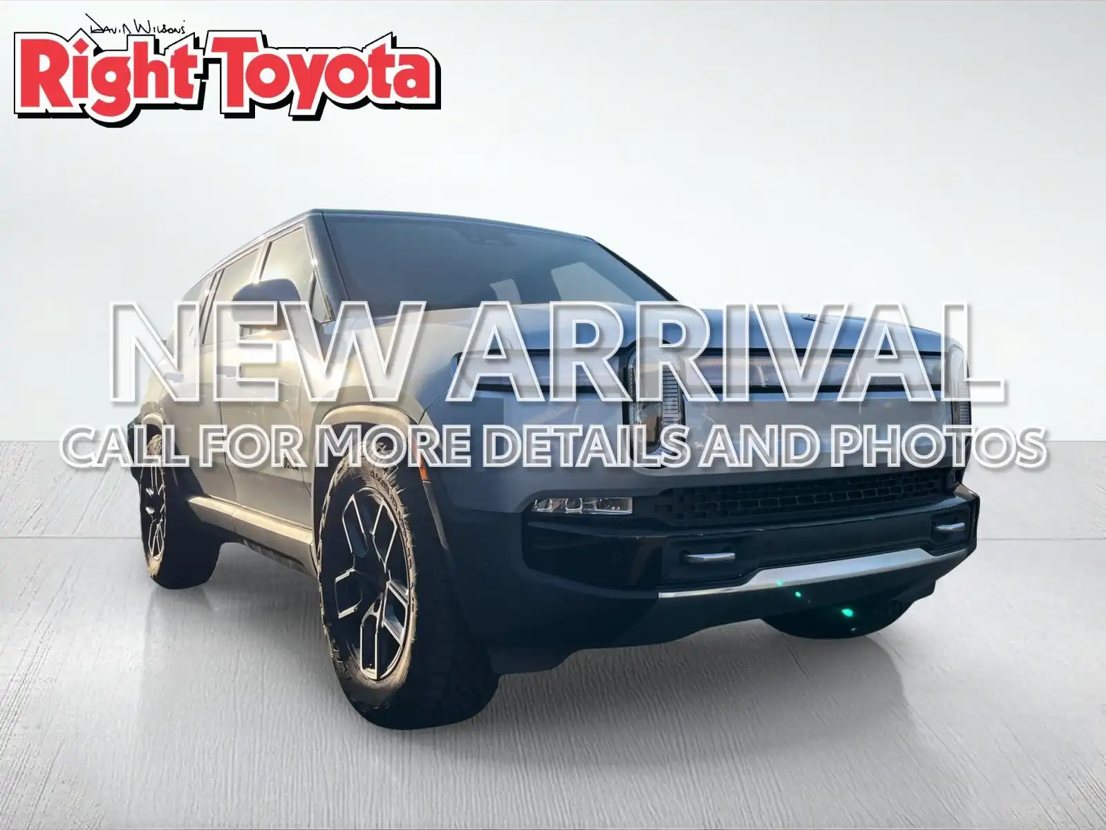 2023 Rivian R1S Adventure Quad-Motor Large Pack's photo