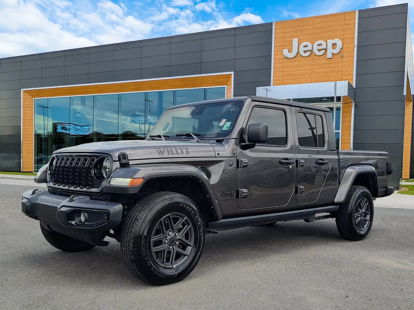 2024 Jeep Gladiator Willys's photo