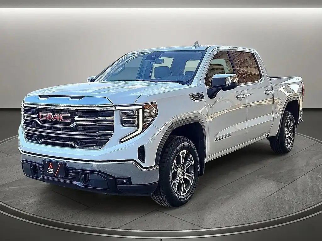 2025 GMC Sierra 4WD Crew Cab Short Box SLT's photo