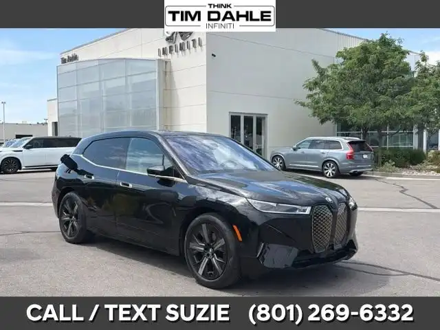 2023 BMW iX xDrive50's photo