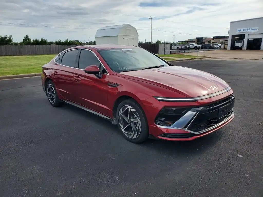 2026 Hyundai Sonata SEL AWD's photo