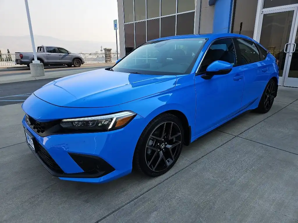 2023 Honda Civic Sport Touring CVT's photo