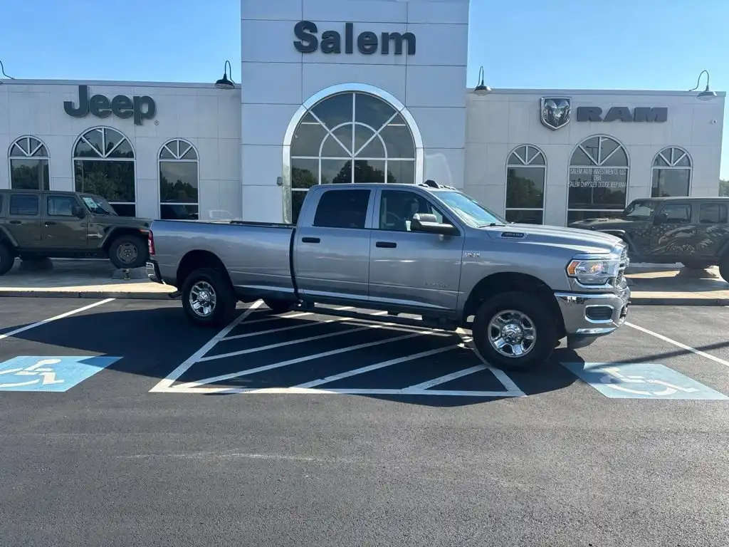 2022 RAM 3500 Tradesman 4WD Crew Cab LWB's photo
