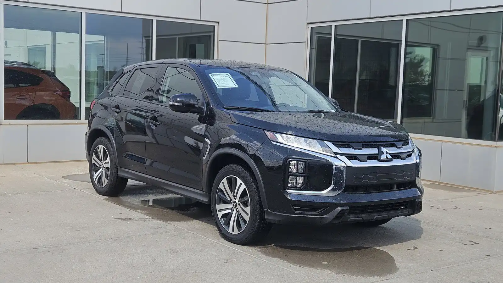 2024 Mitsubishi Outlander Sport 2.0 SE AWC CVT's photo