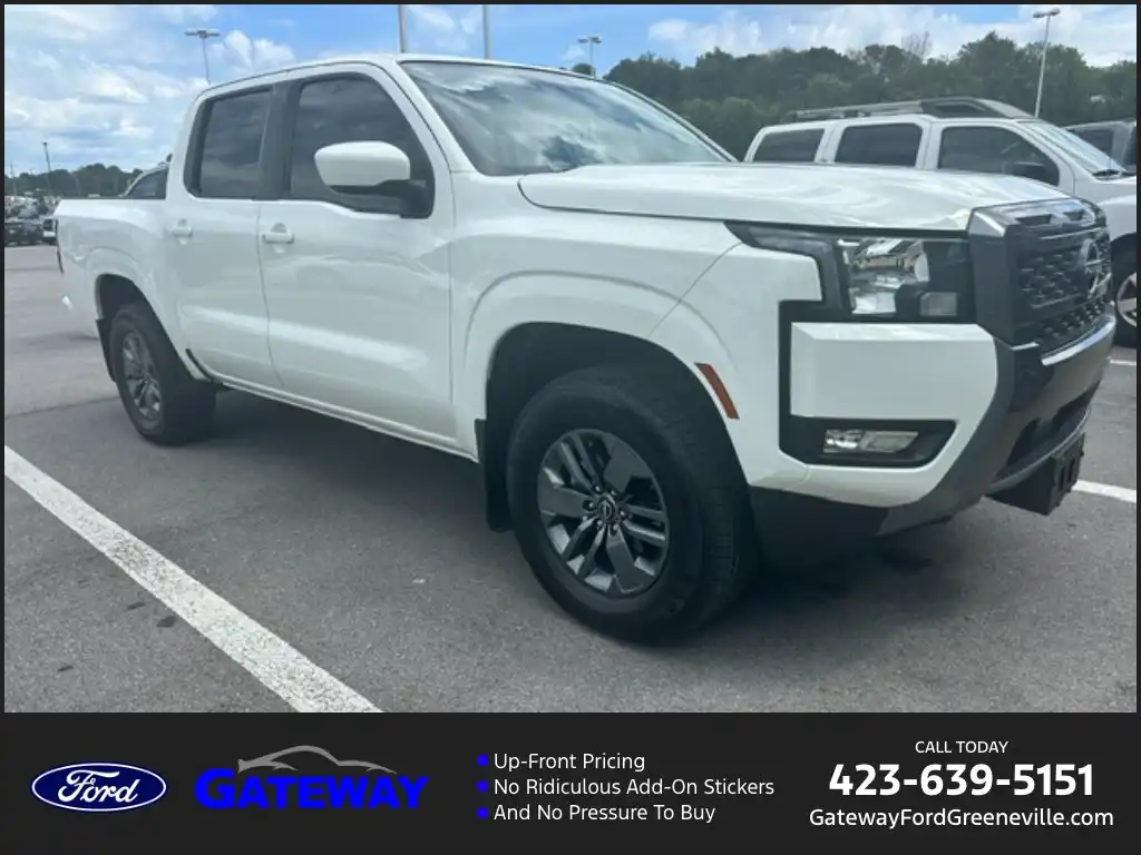 2025 Nissan Frontier SV Crew Cab 4WD SWB's photo