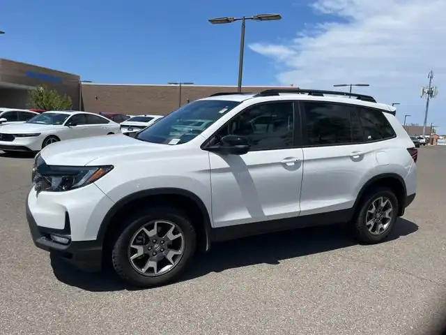 2023 Honda Passport 3.5 TrailSport 4WD Auto's photo