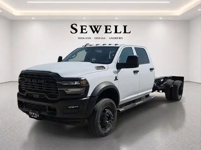 2026 RAM 5500 Big Horn 4X4 Crew Cab DRW 197" WB's photo