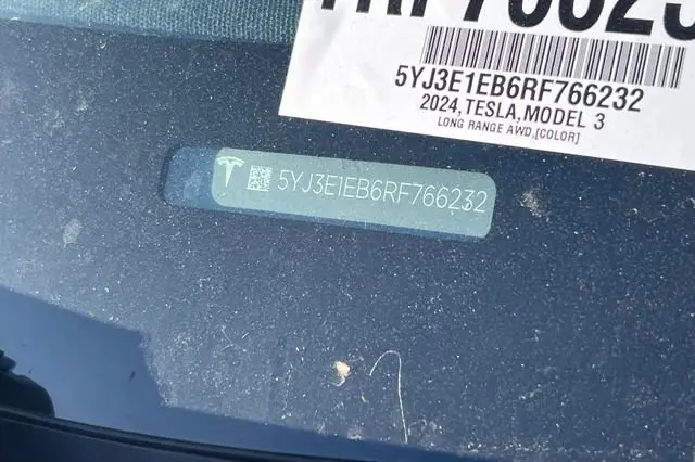 2024 Tesla Model 3 Long Range AWD photo 3