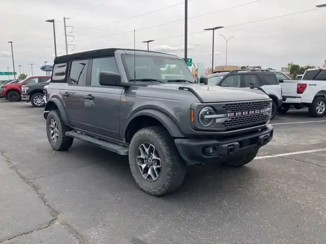 2023 Ford Bronco Badlands 4x4's photo