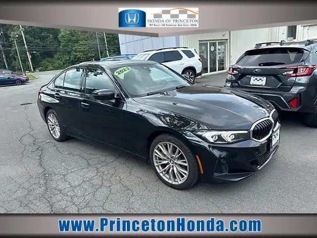 2023 BMW 3 Series 330i xDrive Sedan's photo