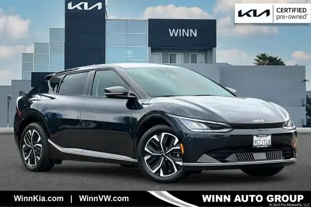 2023 Kia EV6 Wind's photo