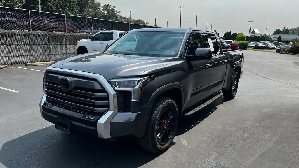 2023 Toyota Tundra Limited 3.4L 4WD CrewMax 6.5' Bed's photo