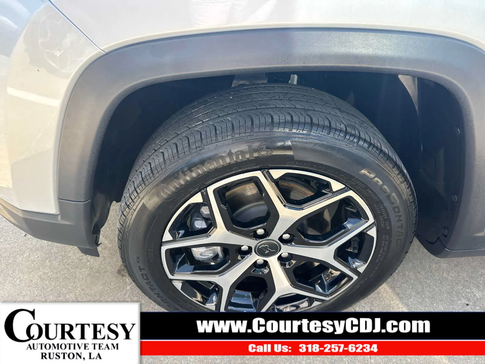 2025 Jeep Compass Limited 4WD photo 4