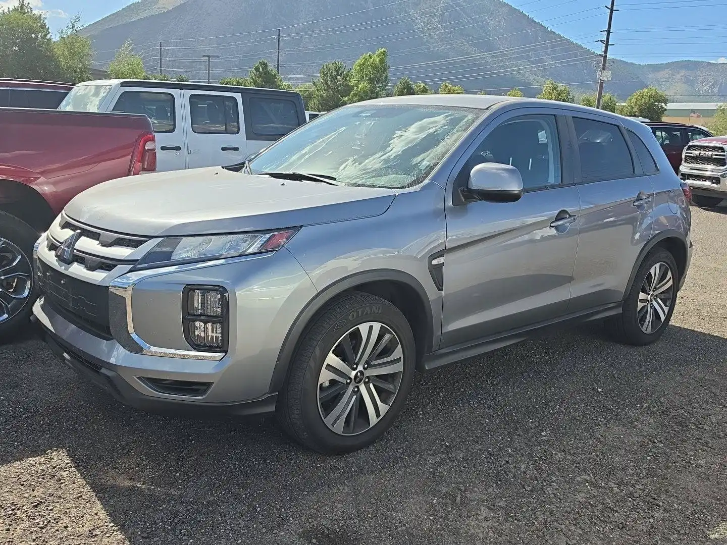 2024 Mitsubishi Outlander Sport 2.0 ES AWC CVT's photo