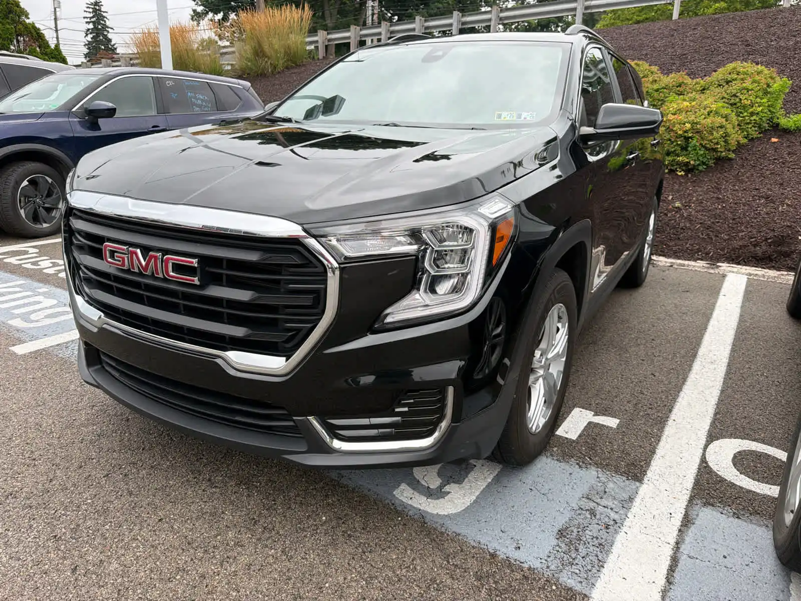 2023 GMC Terrain SLE AWD's photo