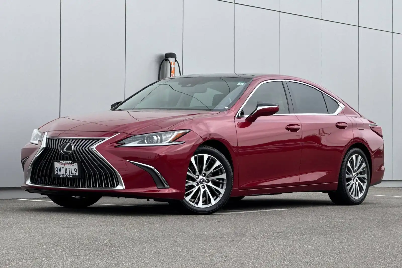 2019 Lexus ES 350 350's photo