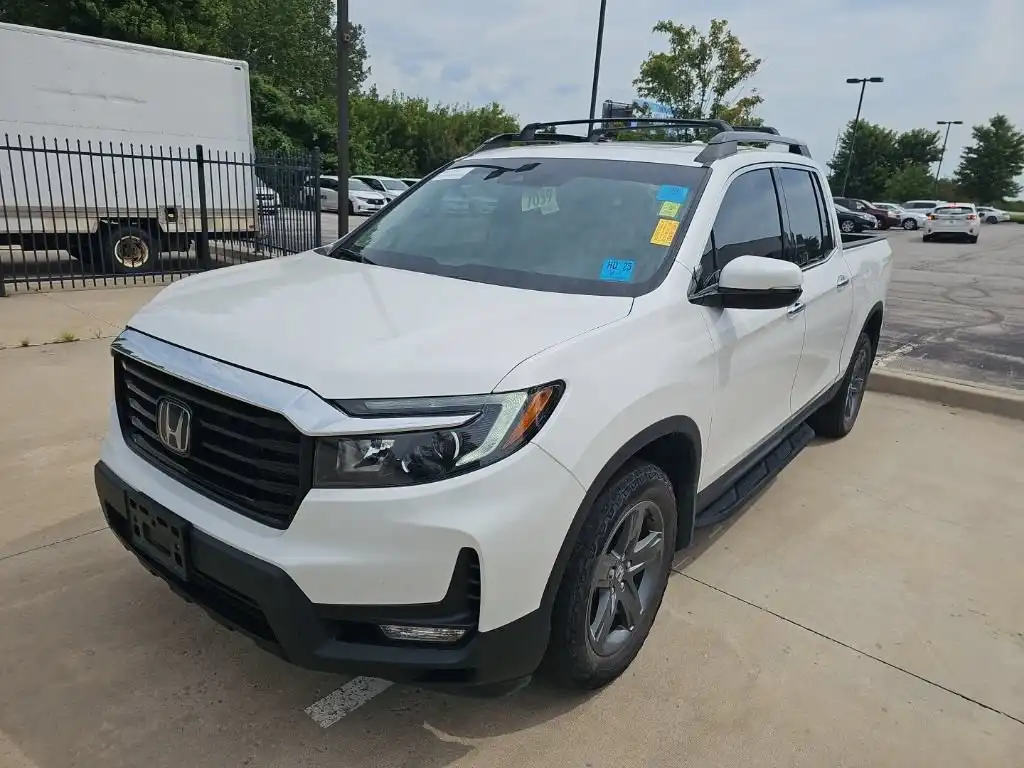 2023 Honda Ridgeline RTL-E AWD's photo