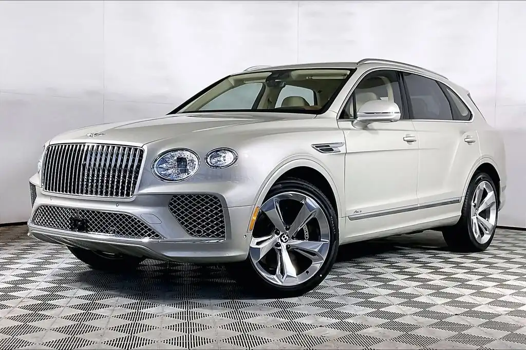 2026 Bentley Bentayga Azure's photo