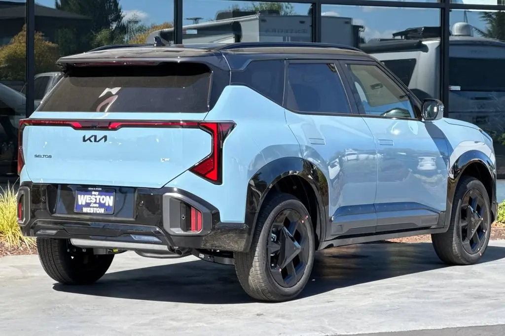 2027 Kia Seltos X-Line AWD S photo 4