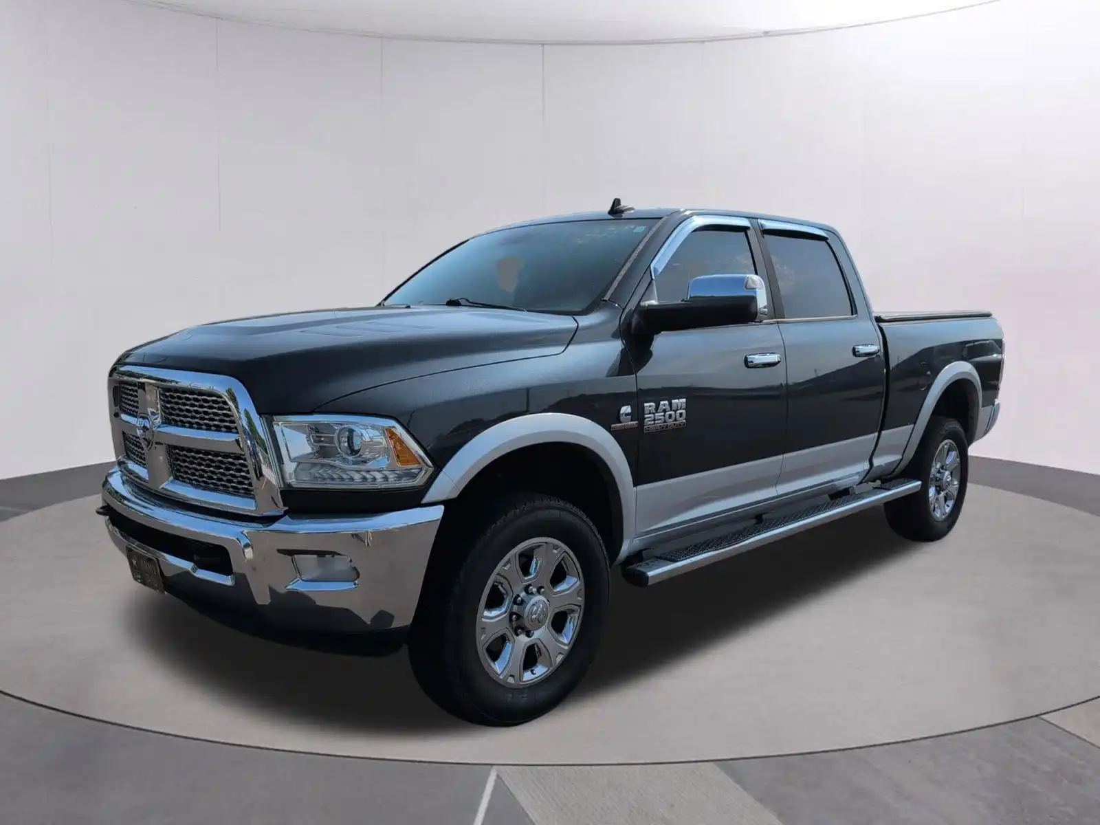 2014 RAM 2500 Laramie 4X4 Crew Cab SWB's photo