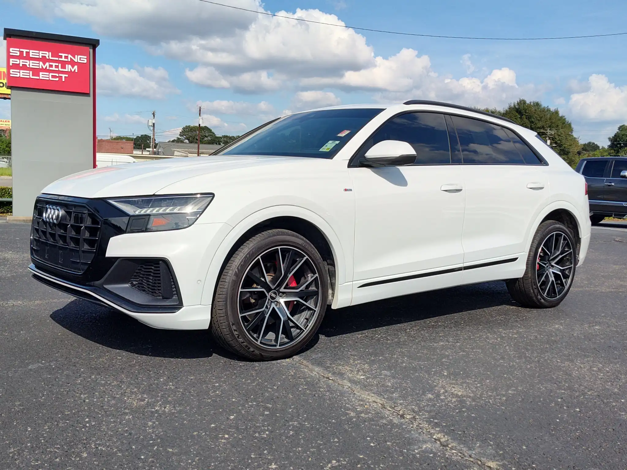2021 Audi Q8 55 Prestige quattro Tiptonic's photo