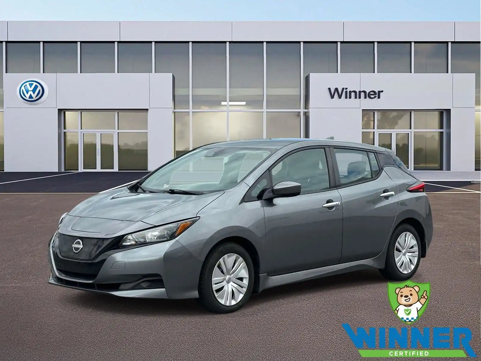 2023 Nissan Leaf S's photo