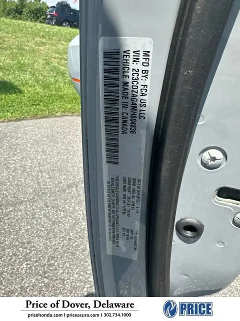 2021 Dodge Challenger SXT Auto photo 1