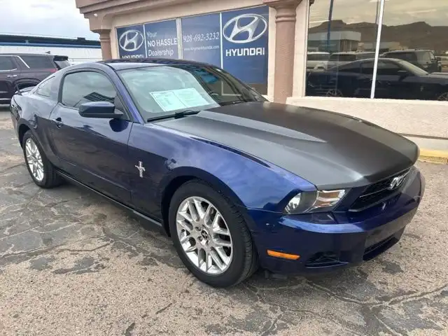2012 Ford Mustang V6 Premium's photo