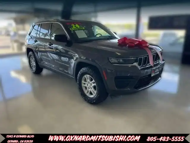 2024 Jeep Grand Cherokee Laredo 4x4's photo