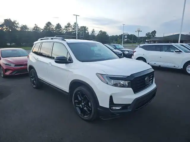 2024 Honda Passport 3.5 Black Edition 4WD Auto's photo