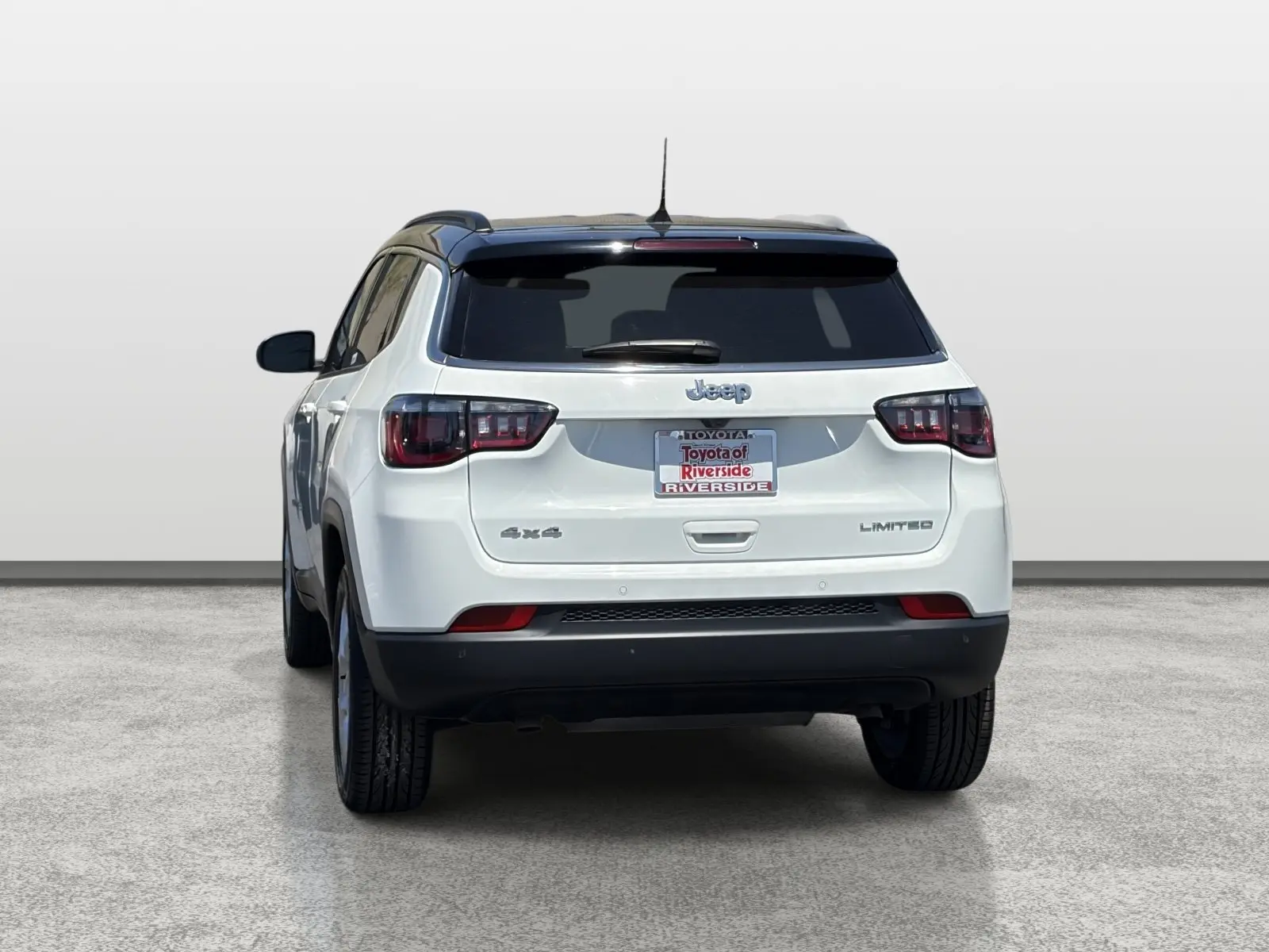 2025 Jeep Compass Limited 4X4 photo 4