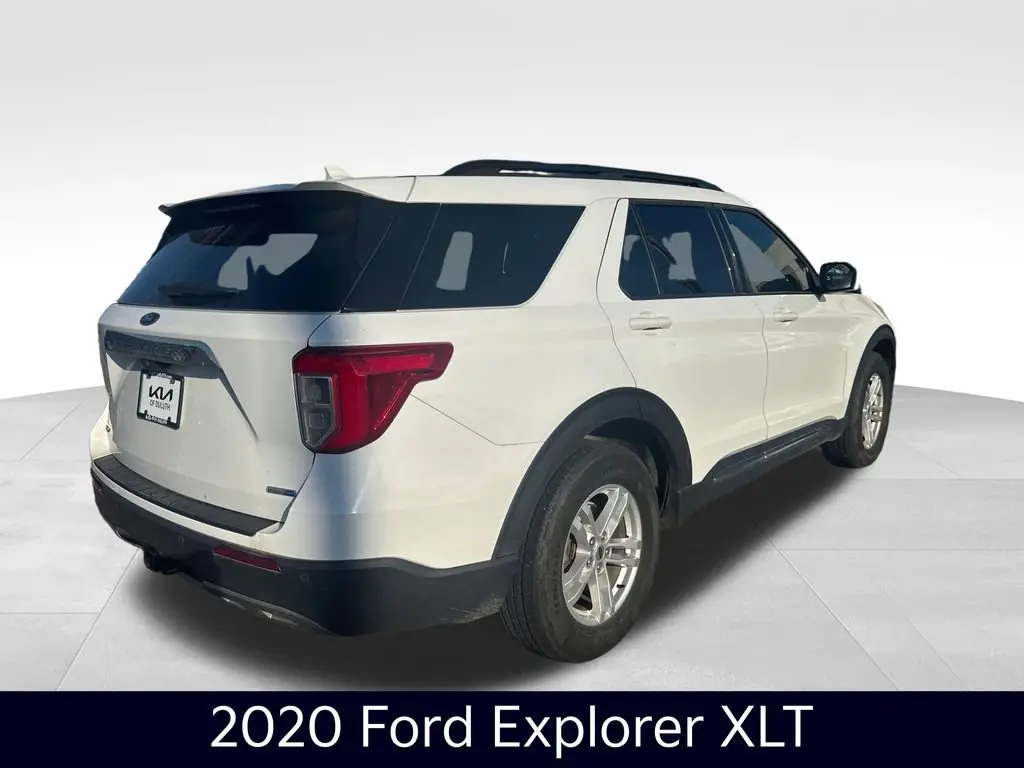 2020 Ford Explorer XLT 4WD photo 5