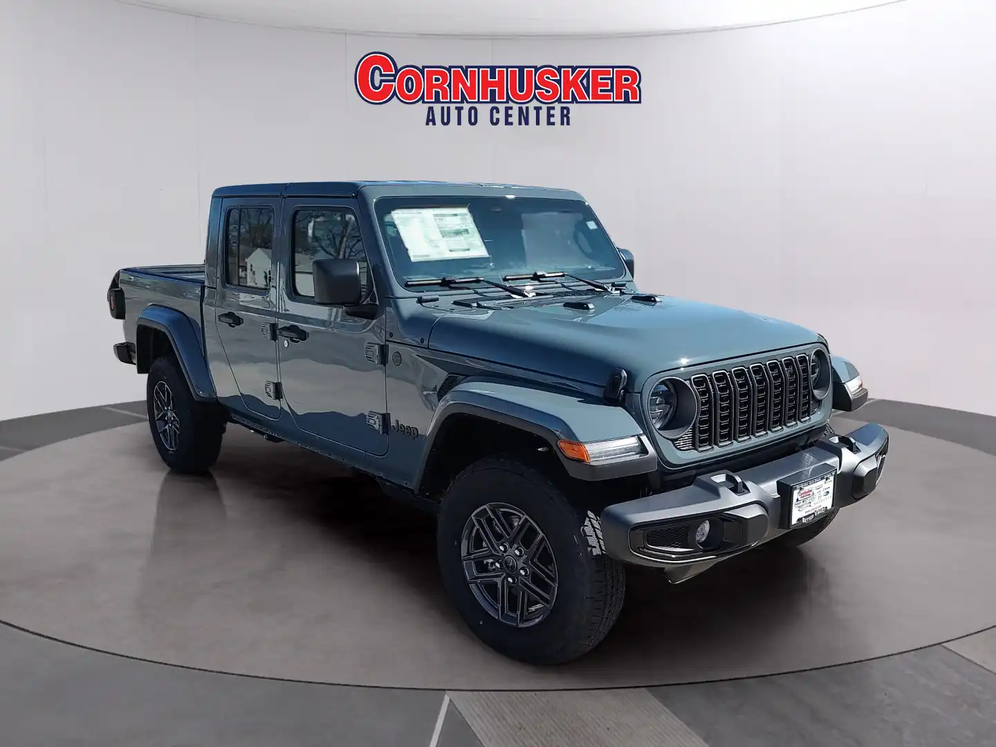 2026 Jeep Gladiator Sport S Auto's photo