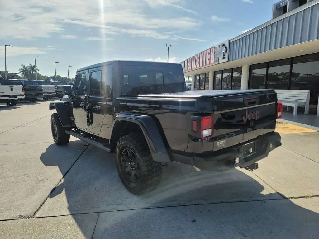 2023 Jeep Gladiator Mojave photo 3