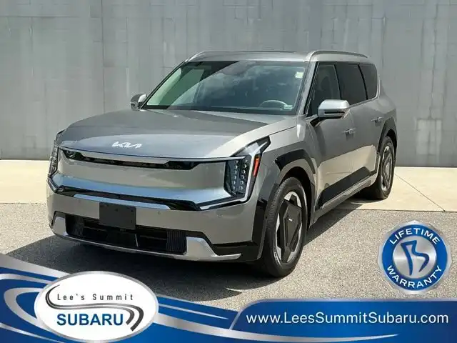2024 Kia EV9 AWD Land's photo