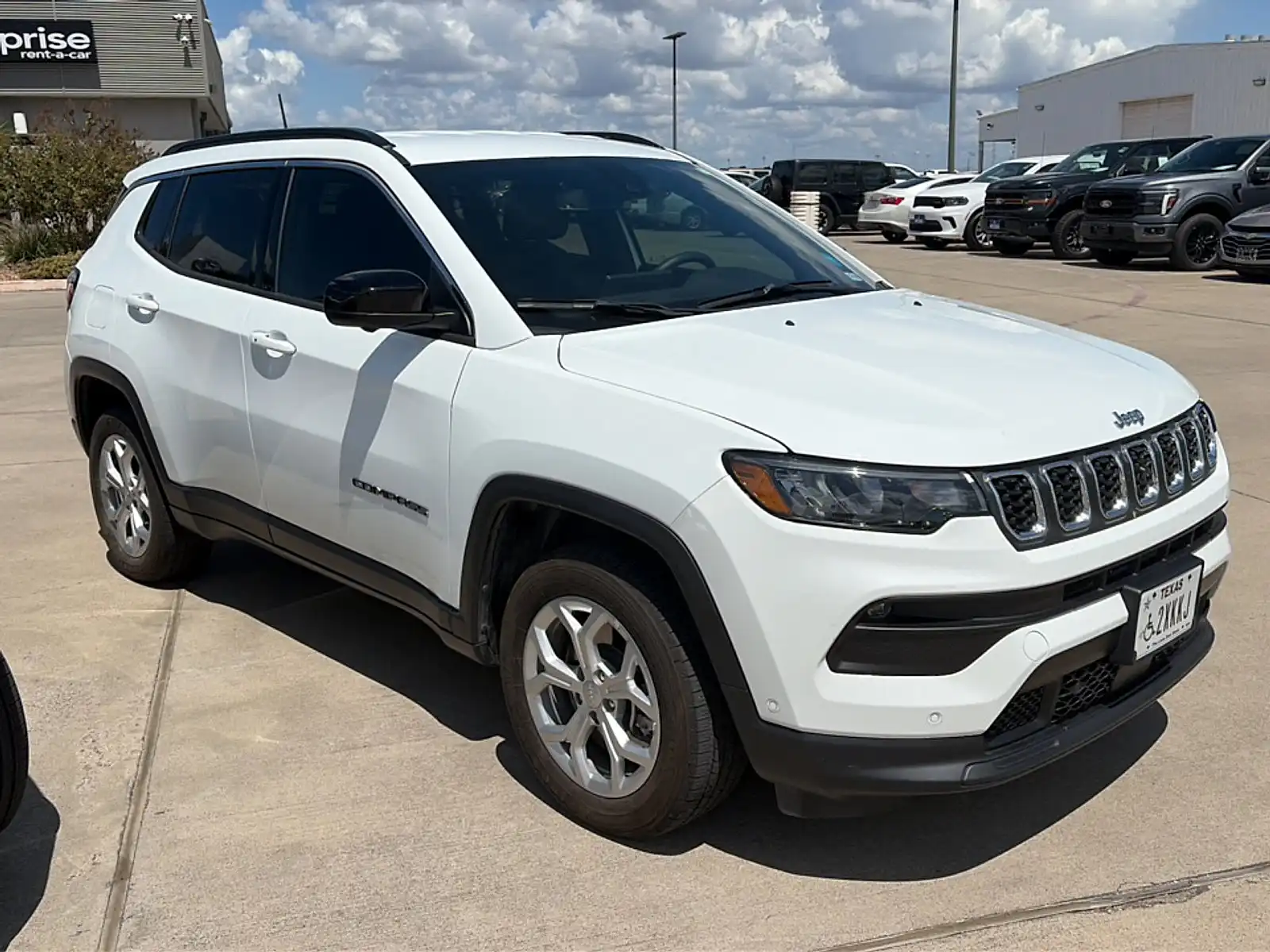 2024 Jeep Compass Latitude 4WD's photo