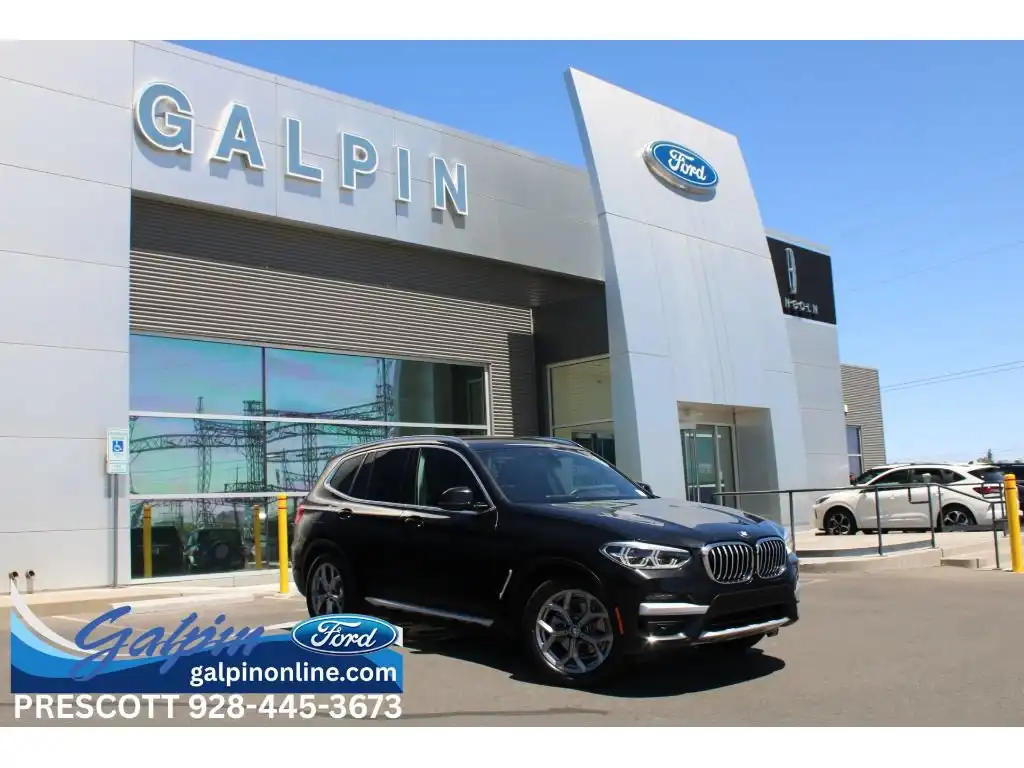 2021 BMW X3 sDrive30i's photo