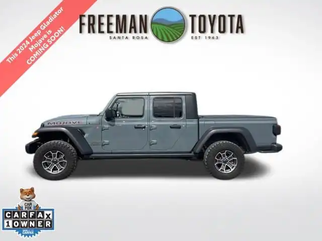 2024 Jeep Gladiator Mojave's photo