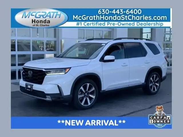2023 Honda Pilot Touring AWD's photo