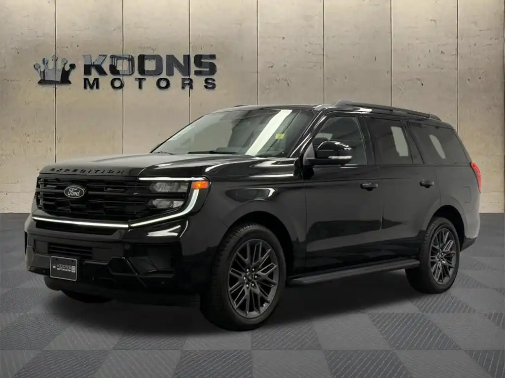 2026 Ford Expedition Platinum 4WD's photo