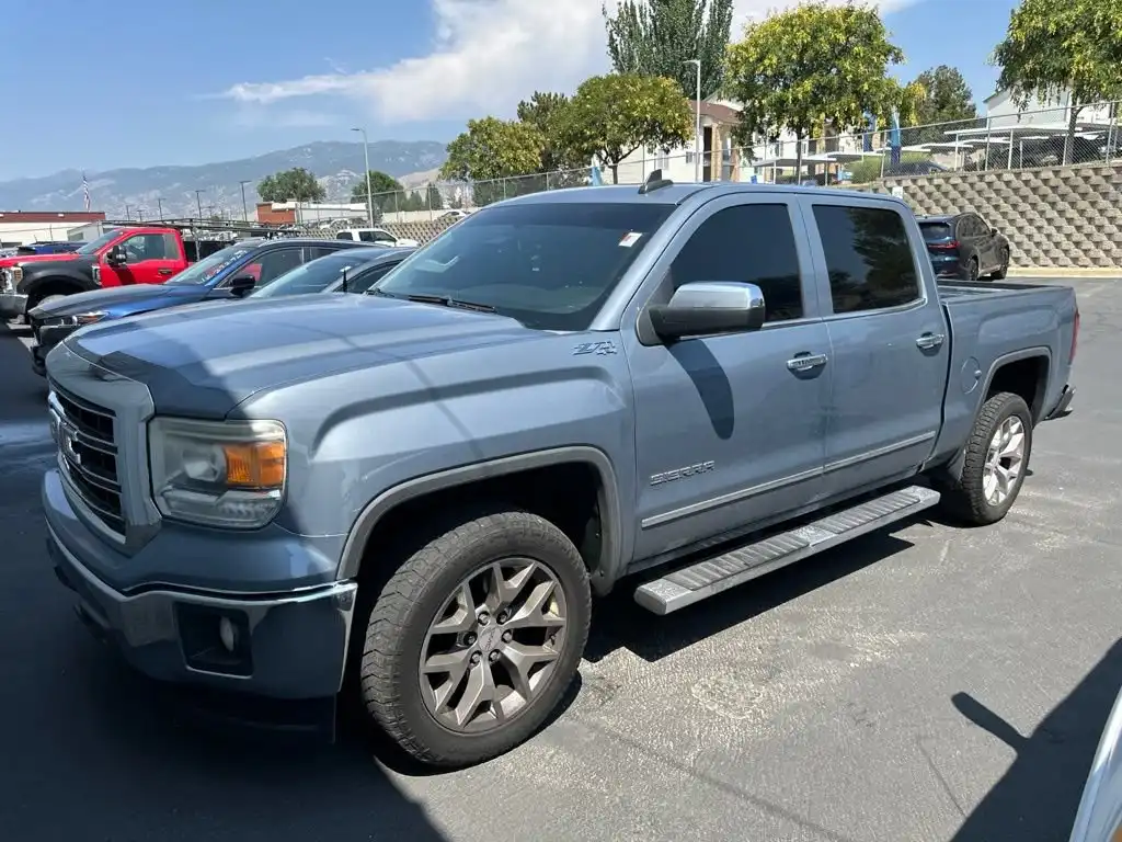 2015 GMC Sierra 4WD Crew Cab SLT SWB's photo