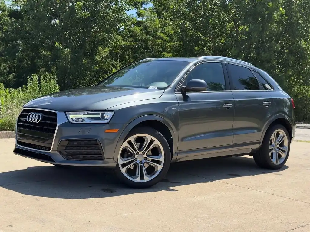 2018 Audi Q3 2.0T Premium quattro's photo