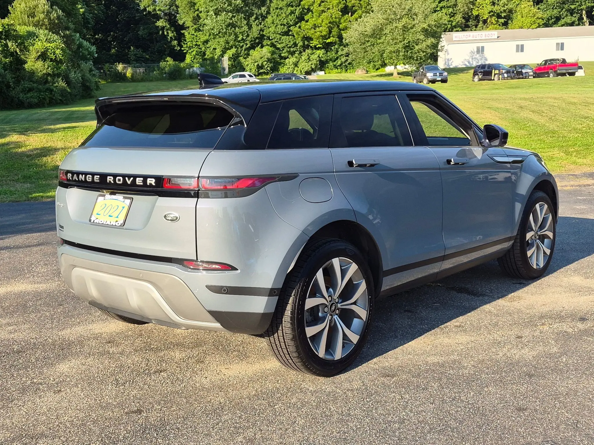 2021 Land Rover Range Rover Evoque SE photo 4