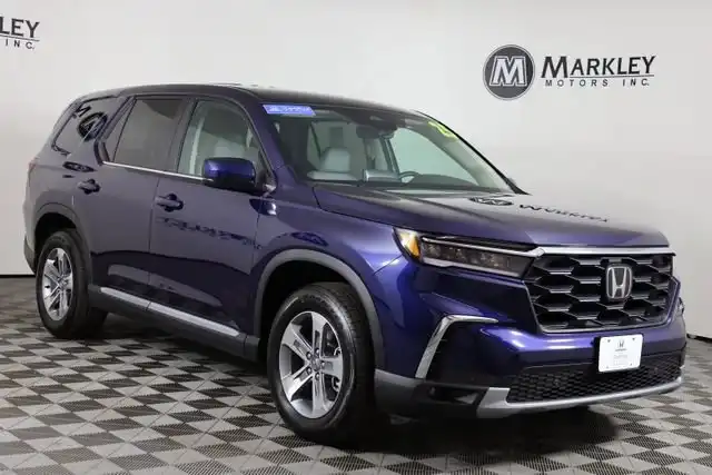 2025 Honda Pilot EX-L AWD's photo
