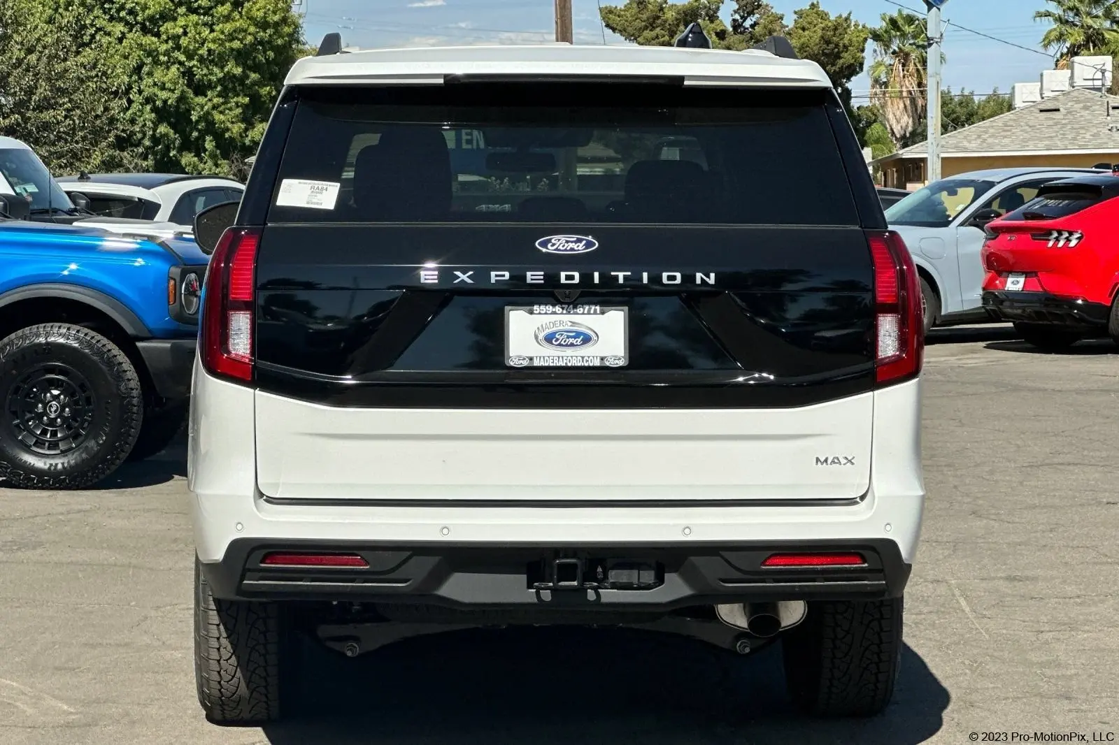 2027 Ford Expedition Active 4WD MAX photo 5