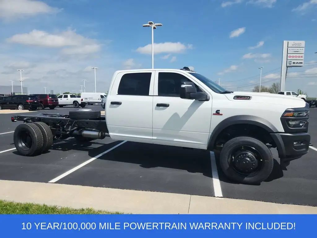 2026 RAM 5500 Big Horn 4X4 Crew Cab DRW 197" WB's photo