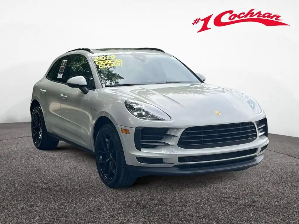 2019 Porsche Macan Base's photo