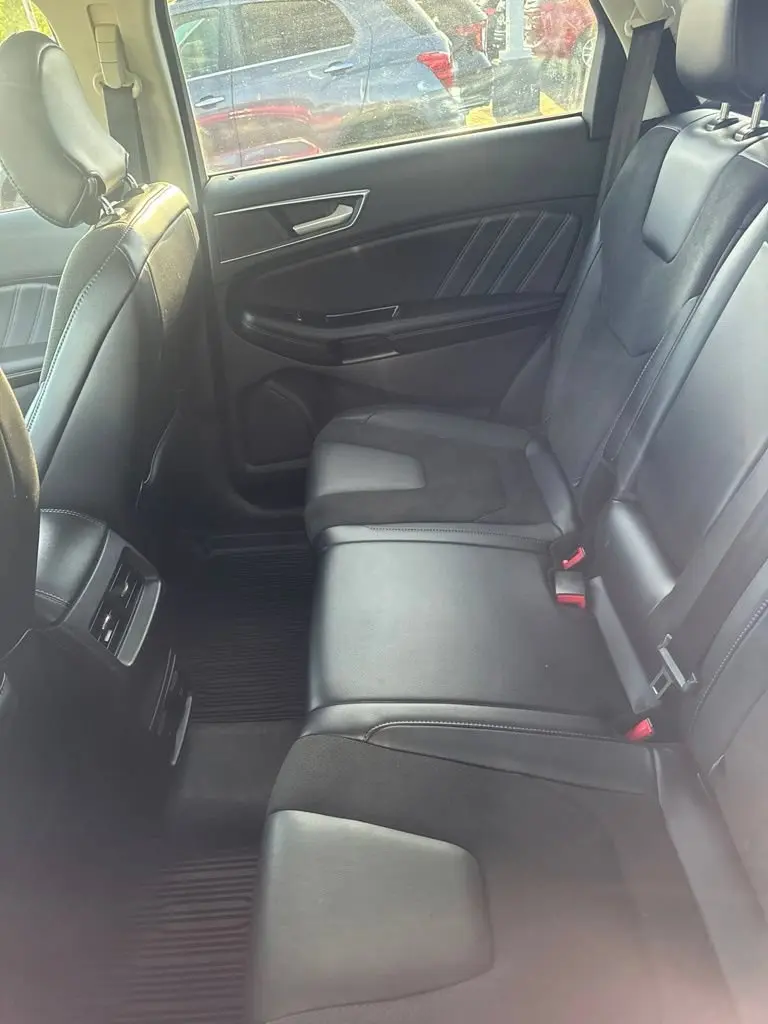 2017 Ford Edge Sport AWD photo 4