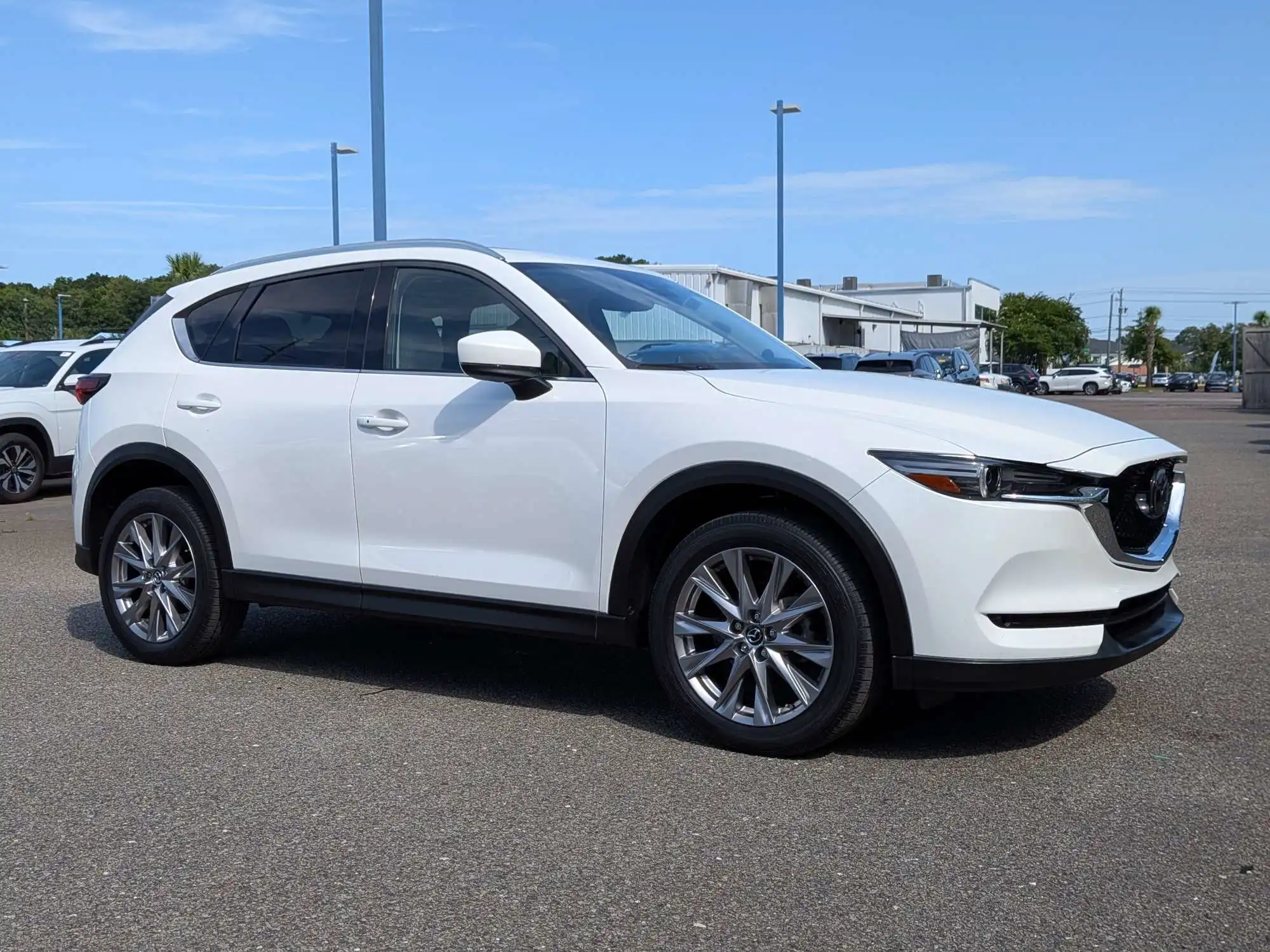 2019 Mazda CX-5 Grand Touring Auto's photo